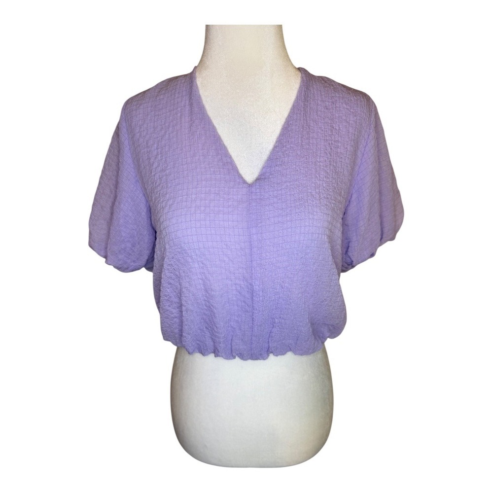 ASTR The Label Lavender‎ Purple Top Tie Back V Neck Short Sleeve Crop Top XS NWT